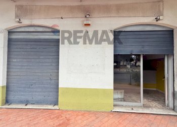 Edificio all\'aperto - Locale Commerciale piazza matteotti, Riposto - foto 11