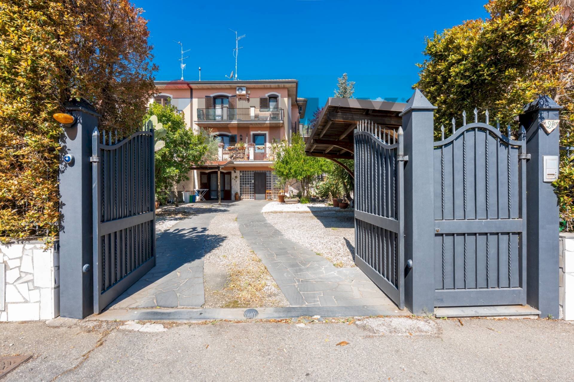 Casa all\'aperto - Villa Giuseppe Sciuti
 
2, Trecastagni - foto 2