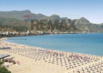 Vista dell\'acqua - Four-room apartment via Vittorio emanuele
 
188, Letojanni - photo 1