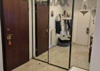Hall / corridoio - Four-room apartment via Vittorio emanuele
 
188, Letojanni - photo 4