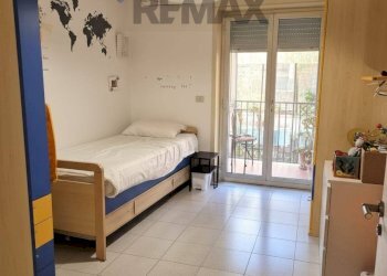 Camera / camera da letto - Four-room apartment via Vittorio emanuele
 
188, Letojanni - photo 12