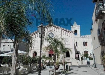 Edificio all\'aperto - Four-room apartment via Vittorio emanuele
 
188, Letojanni - photo 17
