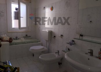 Bagno - Appartamento Via Enrico Berlinguer
 
7, Mirabella Imbaccari - foto 27