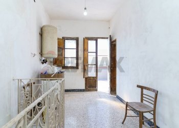 Hall / corridoio - Casa semi indipendente Bronte - foto 49