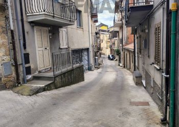 Edificio all\'aperto - Casa indipendente Via Europa
 
8, Cesarò - foto 2