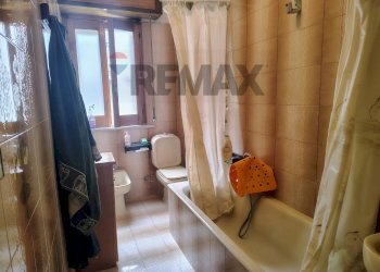 Bagno - Casa indipendente Via Europa
 
8, Cesarò - foto 10