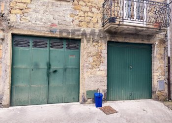 Edificio all\'aperto - Casa indipendente Via Europa
 
8, Cesarò - foto 21