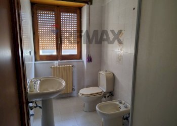 Bagno - Casa indipendente Via Europa
 
8, Cesarò - foto 19
