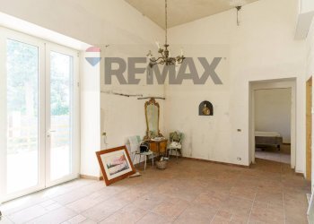 Stanza vuota - Villa Via Giuseppe Garibaldi
307, Viagrande - foto 11