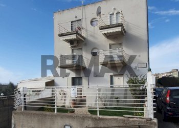 Edificio all\'aperto - Appartamento via Francesco Spadaro
 
SN, Caltagirone - foto 1