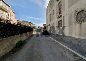 Edificio all\'aperto - Appartamento via Francesco Spadaro
 
SN, Caltagirone - foto 6