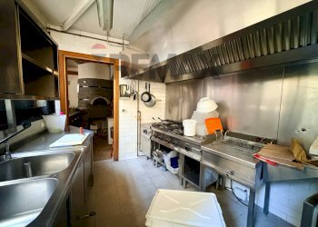 Cucina - Commercial Premises VIA PASCOLI
 
3, Trieste - photo 8