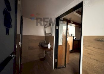 Hall / corridoio - Commercial Premises VIA PASCOLI
 
3, Trieste - photo 10