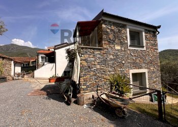 Casa all\'aperto - Semi-detached house Località Varavo Inferiore
 
2, Ortovero - photo 5