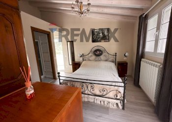 Camera / camera da letto - Semi-detached house Località Varavo Inferiore
 
2, Ortovero - photo 8