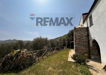 Giardino - Semi-detached house Località Varavo Inferiore
 
2, Ortovero - photo 39