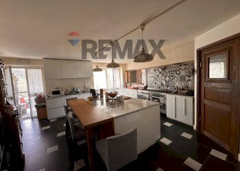 Cucina - Semi-detached house Località Varavo Inferiore
 
2, Ortovero - photo 46