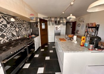 Cucina - Semi-detached house Località Varavo Inferiore
 
2, Ortovero - photo 48