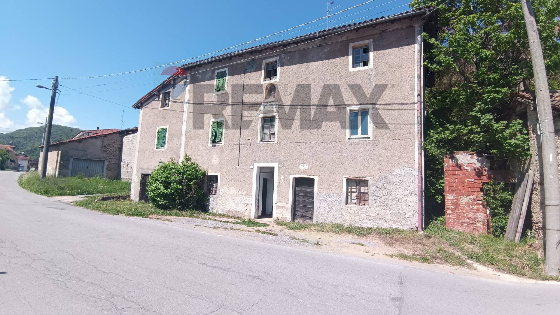 Edificio all\'aperto - Semi-detached house Via Contei
37, Pallare - photo 2