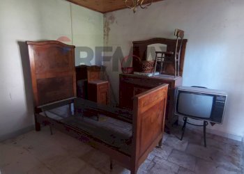 Camera / camera da letto - Semi-detached house Via Contei
 
37, Pallare - photo 32