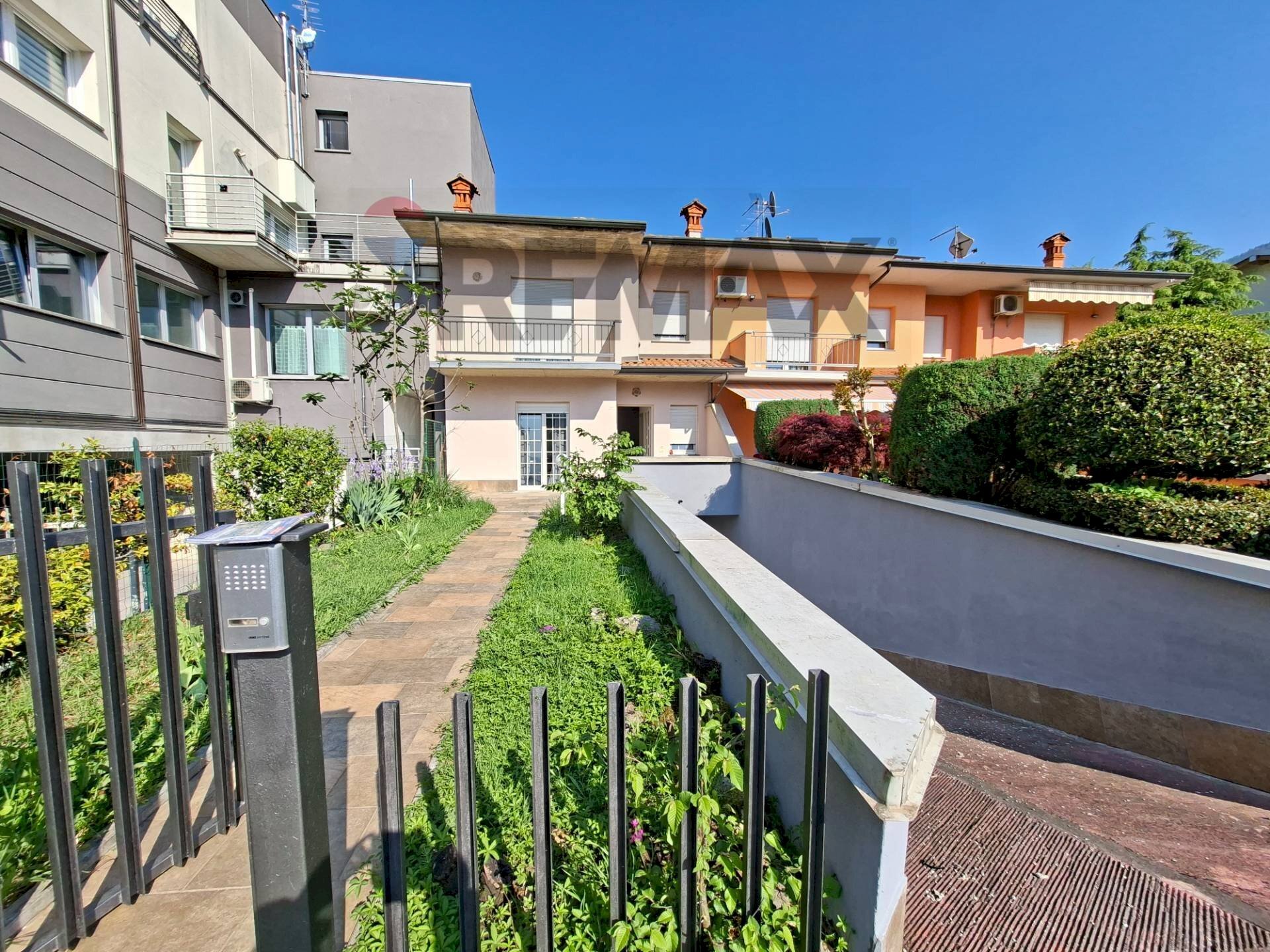 Balcone - Villa a Schiera Endine Gaiano - foto 2