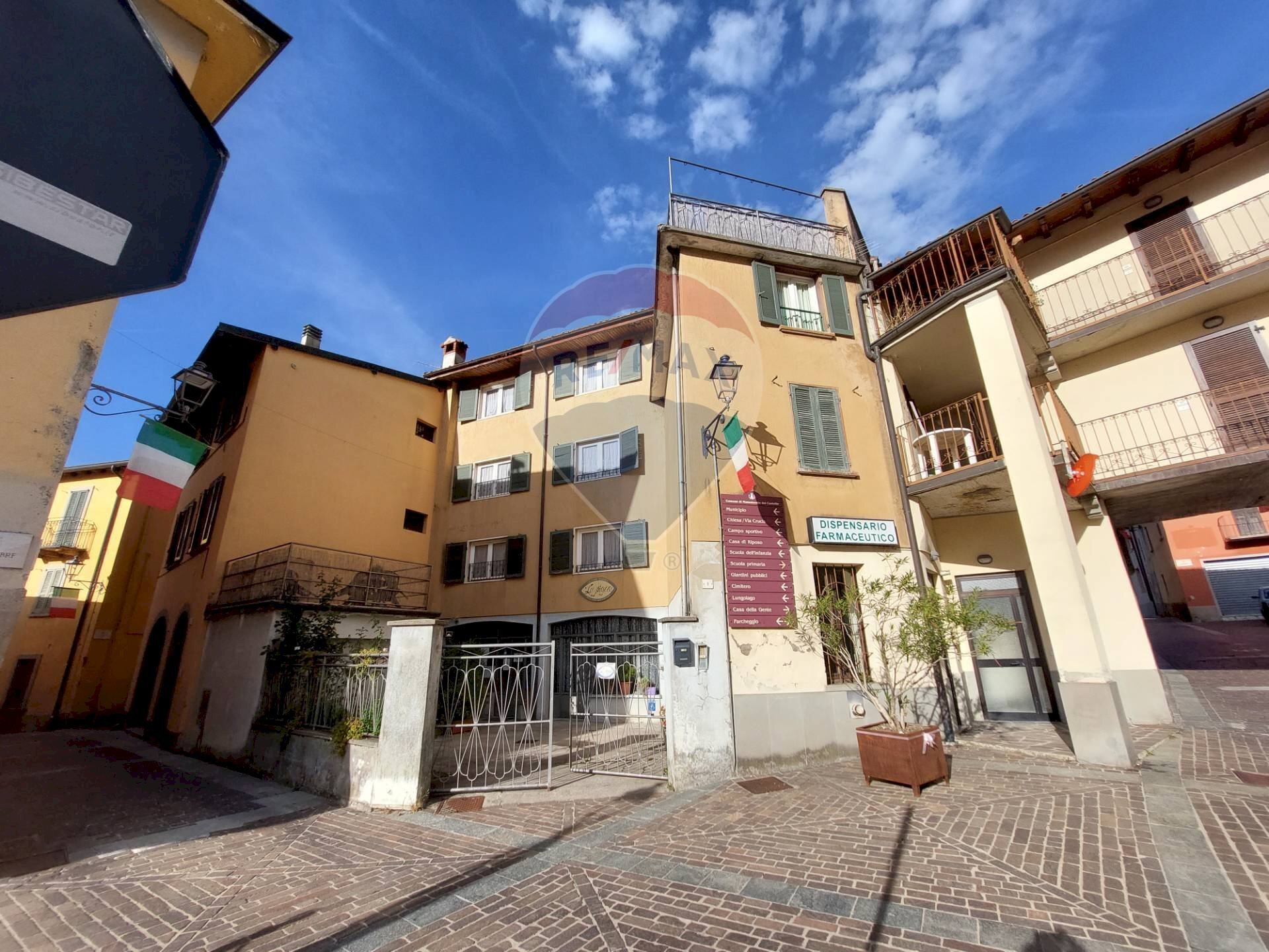 Edificio all\'aperto - Casa indipendente PIAZZA IV NOVEMBRE, Monasterolo del Castello - foto 2