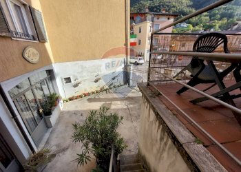 Balcone - Casa indipendente PIAZZA IV NOVEMBRE, Monasterolo del Castello - foto 12