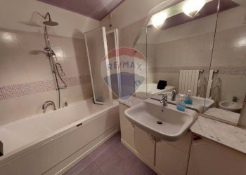 Bagno - Casa indipendente PIAZZA IV NOVEMBRE, Monasterolo del Castello - foto 16