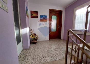 Hall / corridoio - Casa indipendente PIAZZA IV NOVEMBRE, Monasterolo del Castello - foto 36