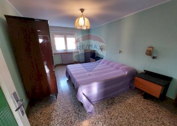 Camera / camera da letto - Casa indipendente PIAZZA IV NOVEMBRE, Monasterolo del Castello - foto 39
