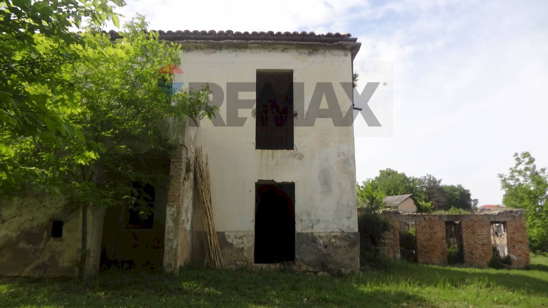 Casa all\'aperto - Terreno edificabile via Crepacce
14, Fara Filiorum Petri - foto 2