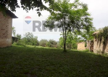 Giardino - Terreno edificabile via Crepacce
14, Fara Filiorum Petri - foto 5