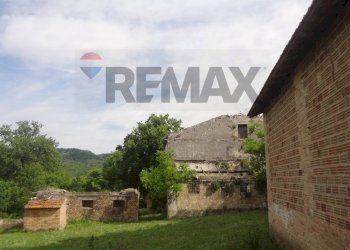 Giardino - Terreno edificabile via Crepacce
14, Fara Filiorum Petri - foto 20