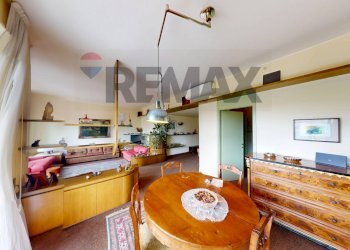 Sala da pranzo - Four-room apartment Piazza Castello
 
19, Pavia - photo 9