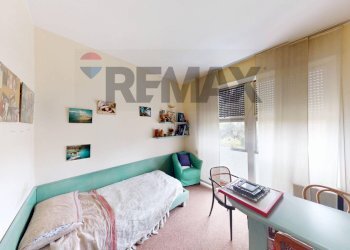 Camera / camera da letto - Four-room apartment Piazza Castello
 
19, Pavia - photo 21