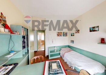 Camera / camera da letto - Four-room apartment Piazza Castello
 
19, Pavia - photo 22