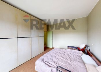 Camera / camera da letto - Four-room apartment Piazza Castello
 
19, Pavia - photo 33