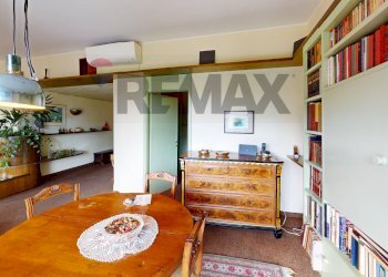 Sala da pranzo - Four-room apartment Piazza Castello
 
19, Pavia - photo 45