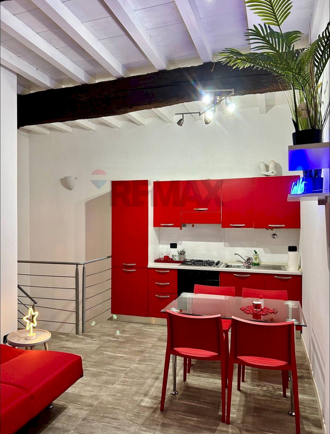 Sala da pranzo - Appartamento via Longobardi
 
4, Pavia - foto 1
