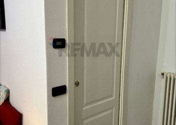 Camera / camera da letto - Two-room apartment via Longobardi
 
4, Pavia - photo 5