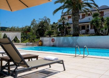 Piscina - Villa Località Cerreglie
 
SNC, Peschici - photo 1