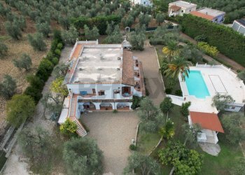 Piscina - Villa Località Cerreglie
 
SNC, Peschici - photo 2