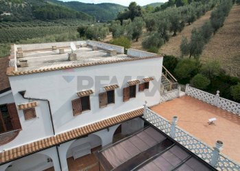 Casa all\'aperto - Villa Località Cerreglie
 
SNC, Peschici - photo 19
