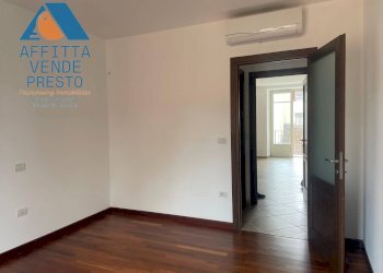 Foto 13 - Three-room apartment Via torino
 
51, Chivasso - photo 12