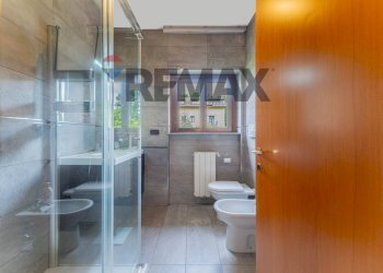 Bagno - Four-room apartment Tradate - photo 22