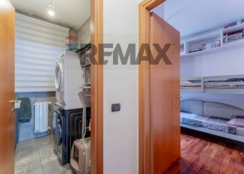 Hall / corridoio - Four-room apartment Tradate - photo 25