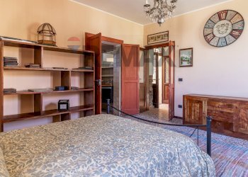 Camera / camera da letto - Semi-detached house VIA MAZZINI
 
14, Brebbia - photo 16