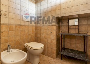 Bagno - Semi-detached house VIA MAZZINI
 
14, Brebbia - photo 20