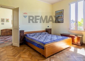 Camera / camera da letto - Semi-detached house VIA MAZZINI
 
14, Brebbia - photo 31