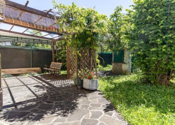 Terrazza - Semi-detached house VIA MAZZINI
 
14, Brebbia - photo 52